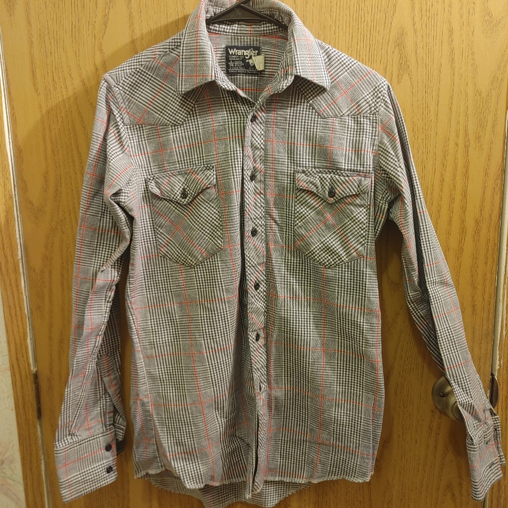 Wrangler Button Down Shirt